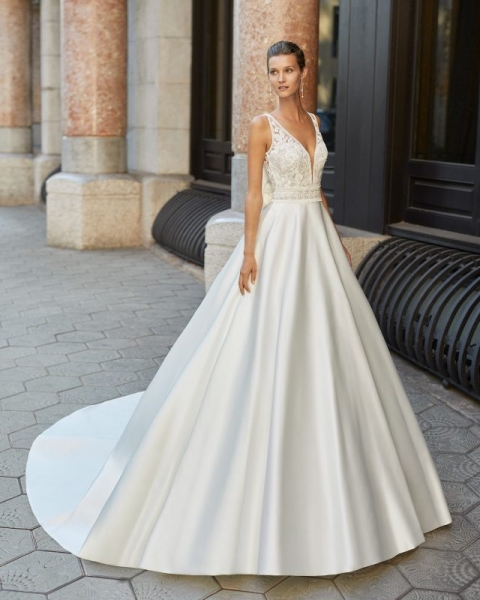 6S153 -  Fresa Wedding Dress