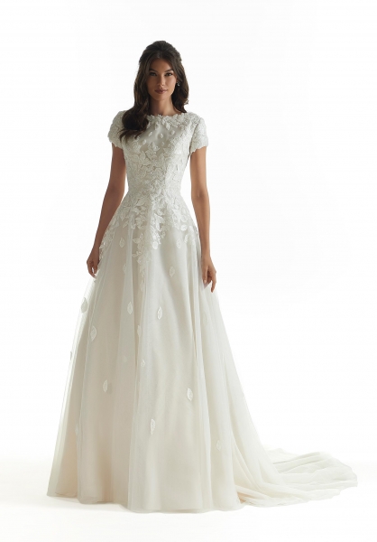 30170 Nichelle Morilee Wedding Dress