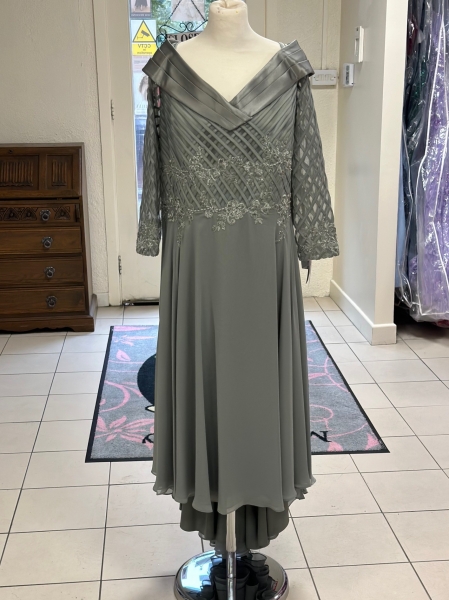 7G184 Sage Dress